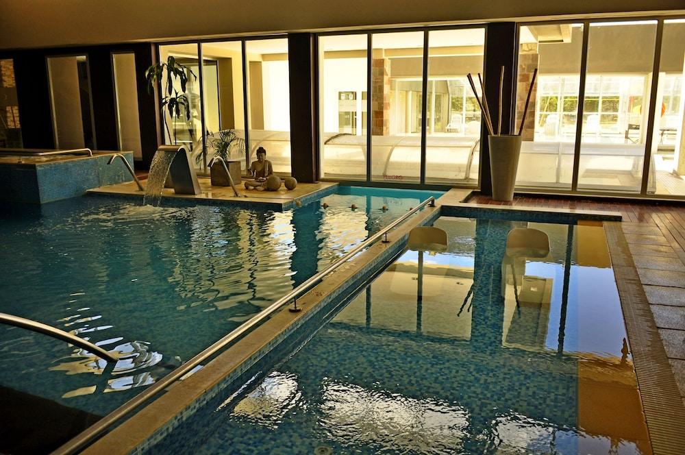 Rayentray Grand Hotel Puerto Madryn Exteriör bild